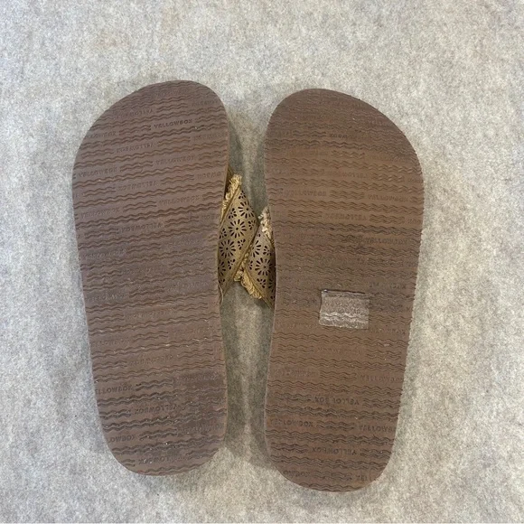 Yellow Box Tan Canvas Flip Flops Comfort Sandals Women’s Size 7.5 - Picture 6 of 8